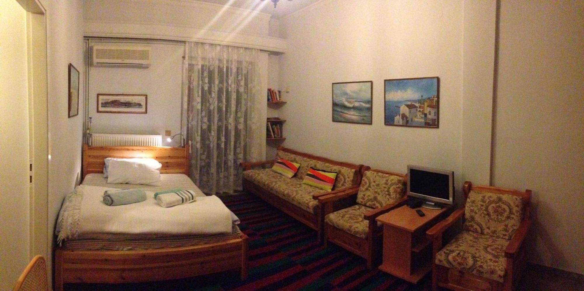 Love Greece Apartments นาฟปลิโอ ภายนอก รูปภาพ