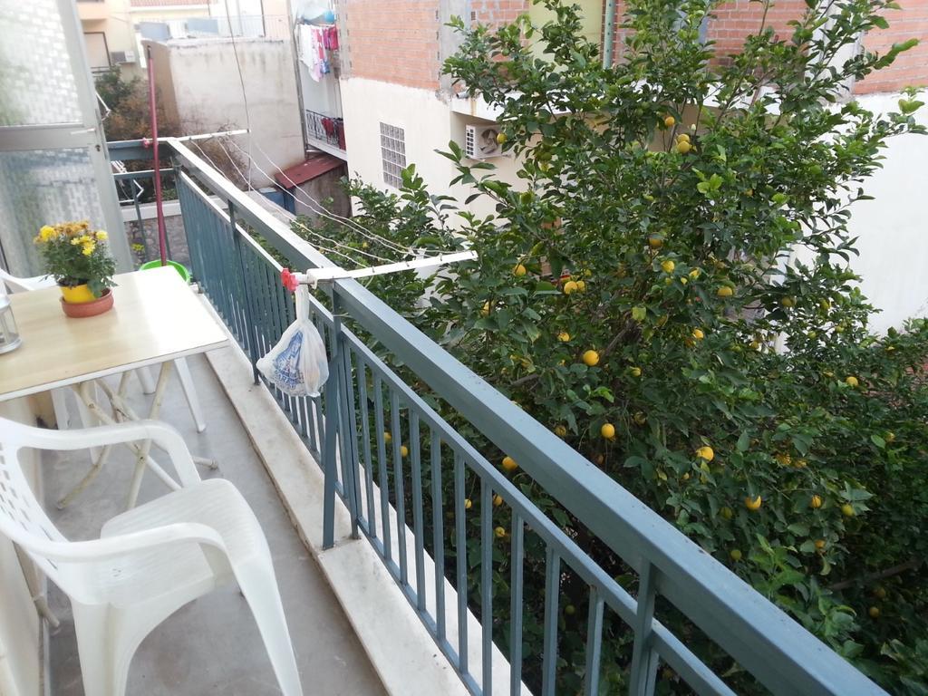 Love Greece Apartments นาฟปลิโอ ภายนอก รูปภาพ
