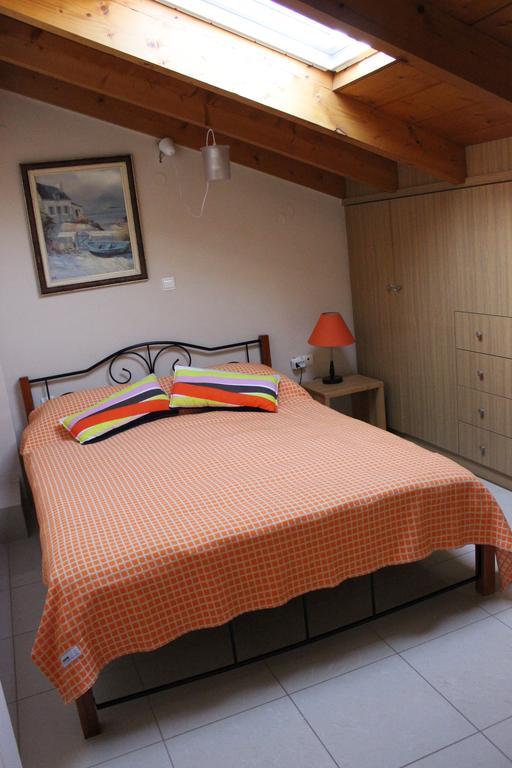 Love Greece Apartments นาฟปลิโอ ภายนอก รูปภาพ