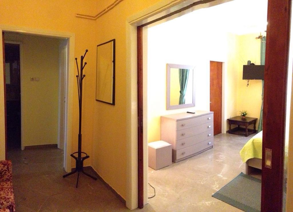 Love Greece Apartments นาฟปลิโอ ภายนอก รูปภาพ